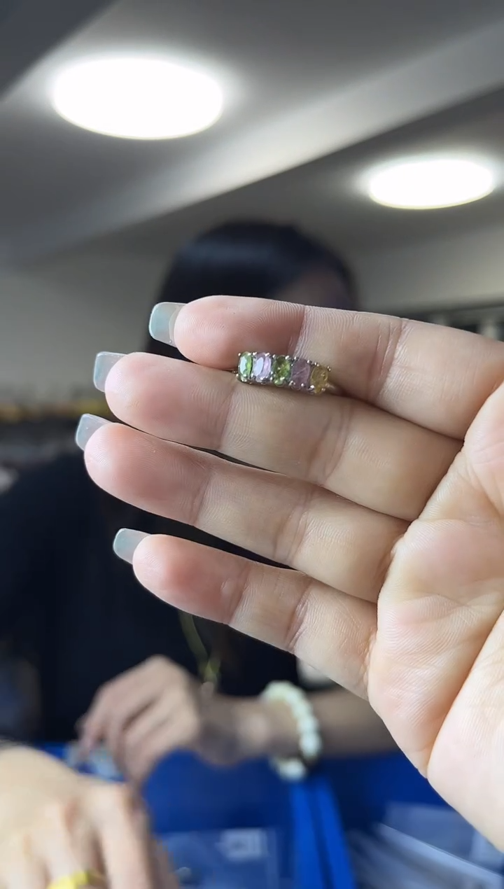 未镶嵌戒指碧玺（多样性发一件）