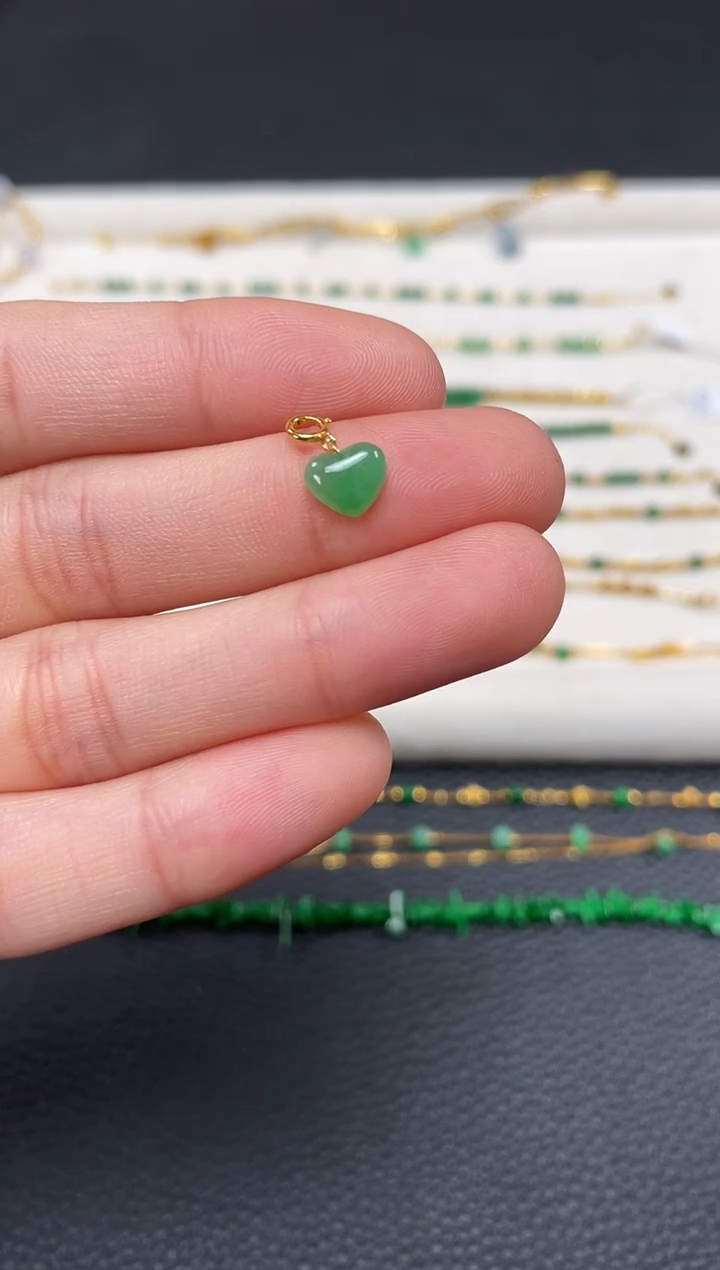 【闪购商品】翡翠吊坠(不含链)18K金镶嵌一个  JK533