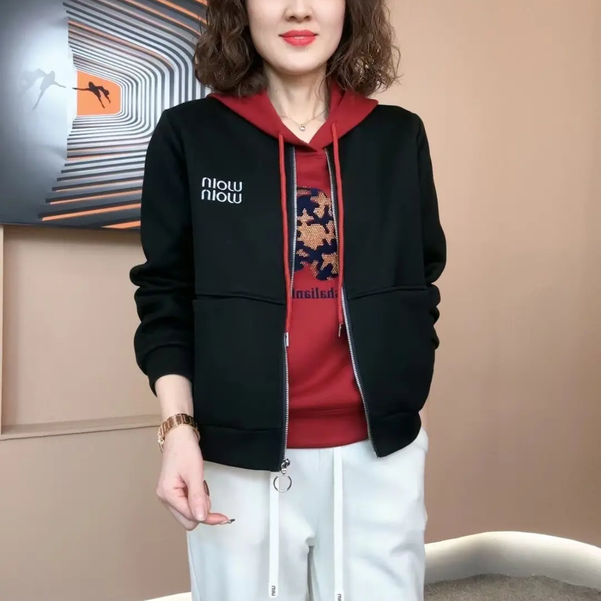 春季新款刺绣长袖外套纯色宽松减龄百搭拉链休闲开衫百搭棒球服