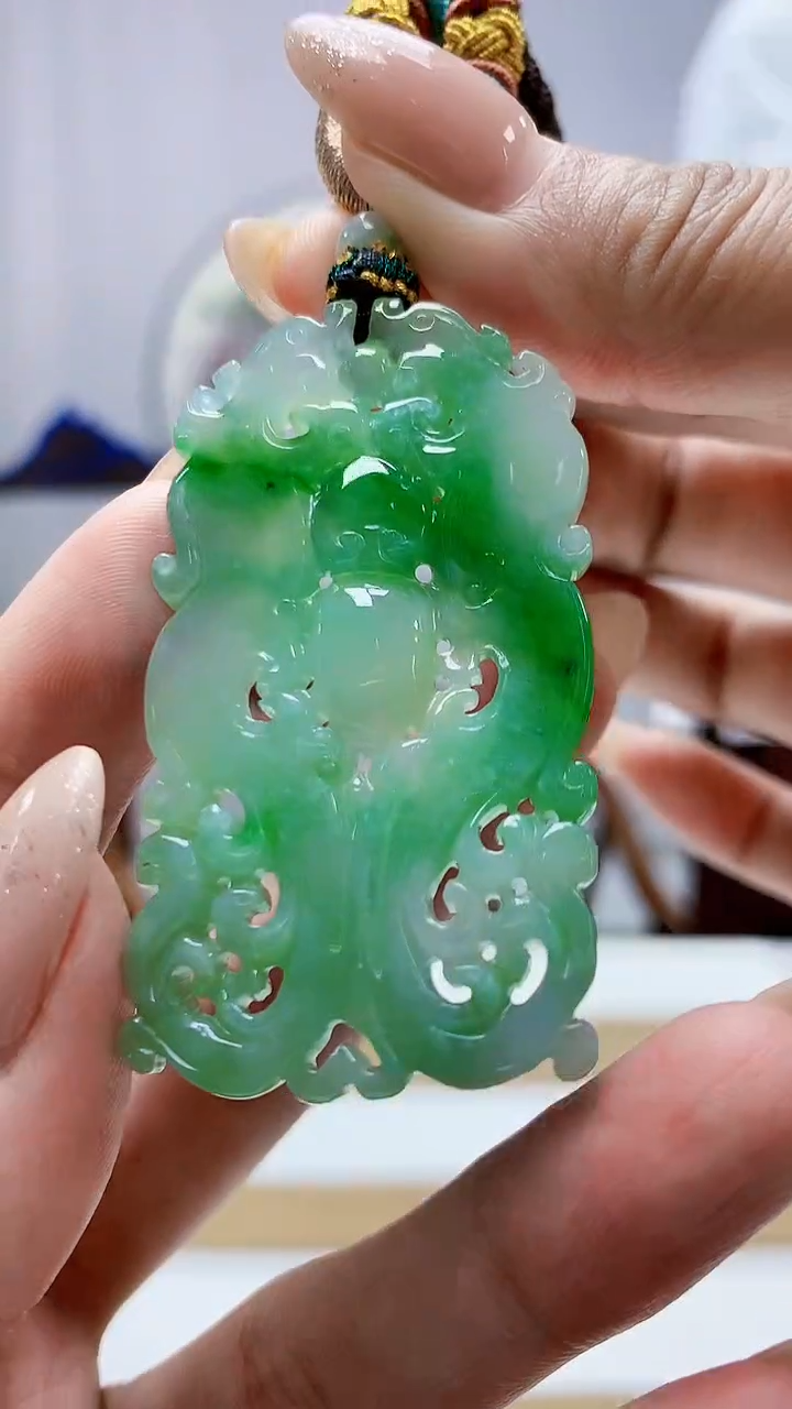 未镶嵌定制翡翠4898MM-毛货挂件164