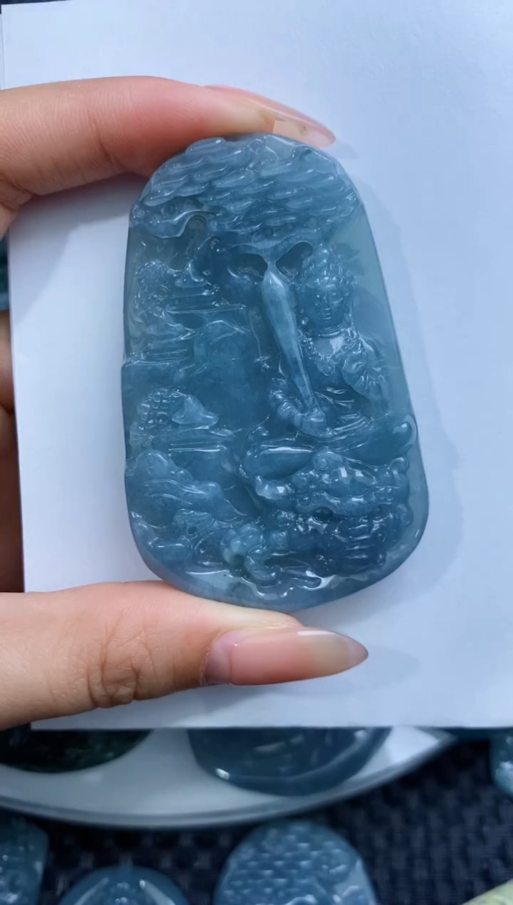 【闪购商品】翡翠颈饰未镶嵌             