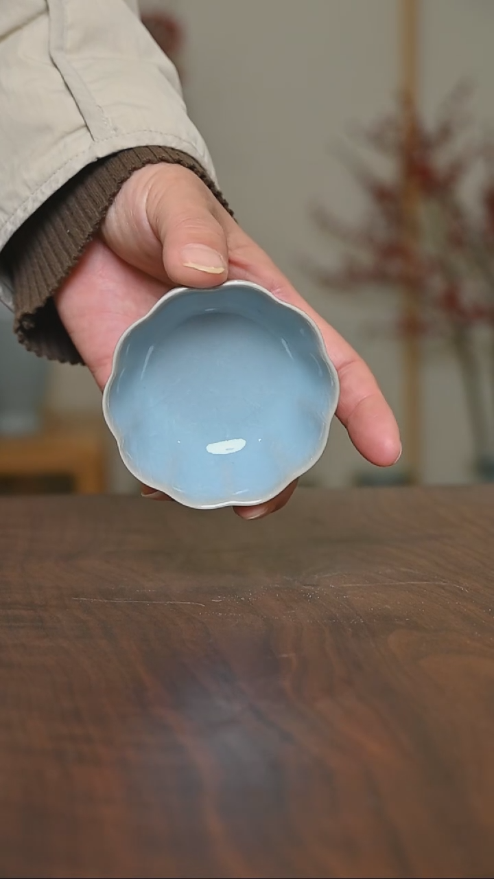 【闪购商品】其他57#莲花杯微瑕天青釉 无款