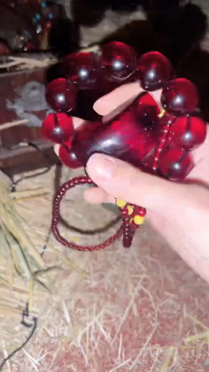 未镶嵌血珀手链闪购商品高端专用连