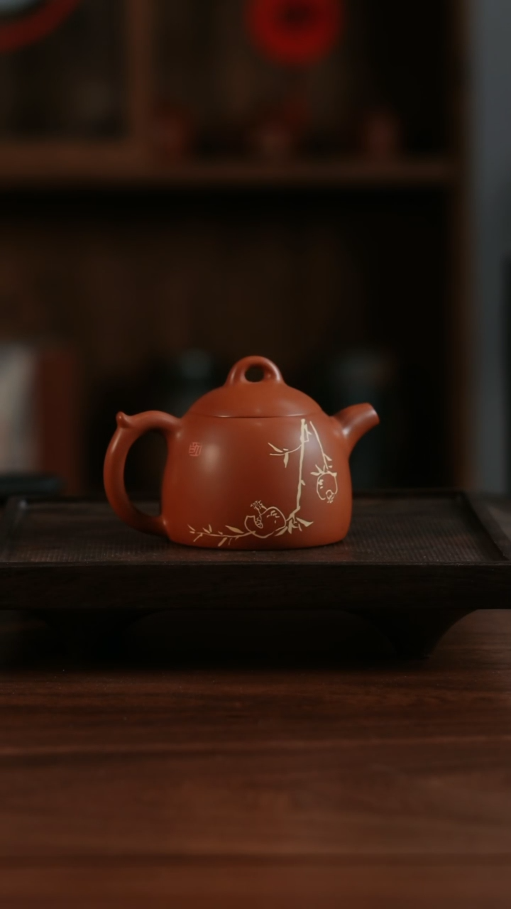 【闪购商品】二生陶作省工级刻填秦权壶 02