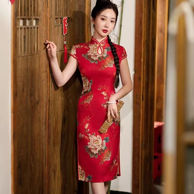 （801）夏款 水滴领 （花色稍有不同） 中长款旗袍 双层 长度约105cm