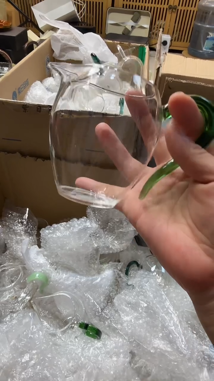 禾器翠绿怡然公道杯      