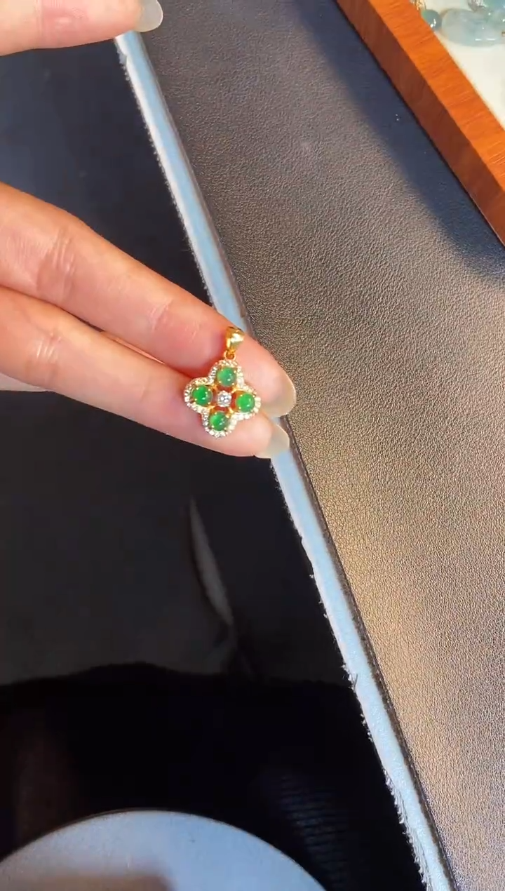 吊坠(不含链)银S925镶嵌翡翠1