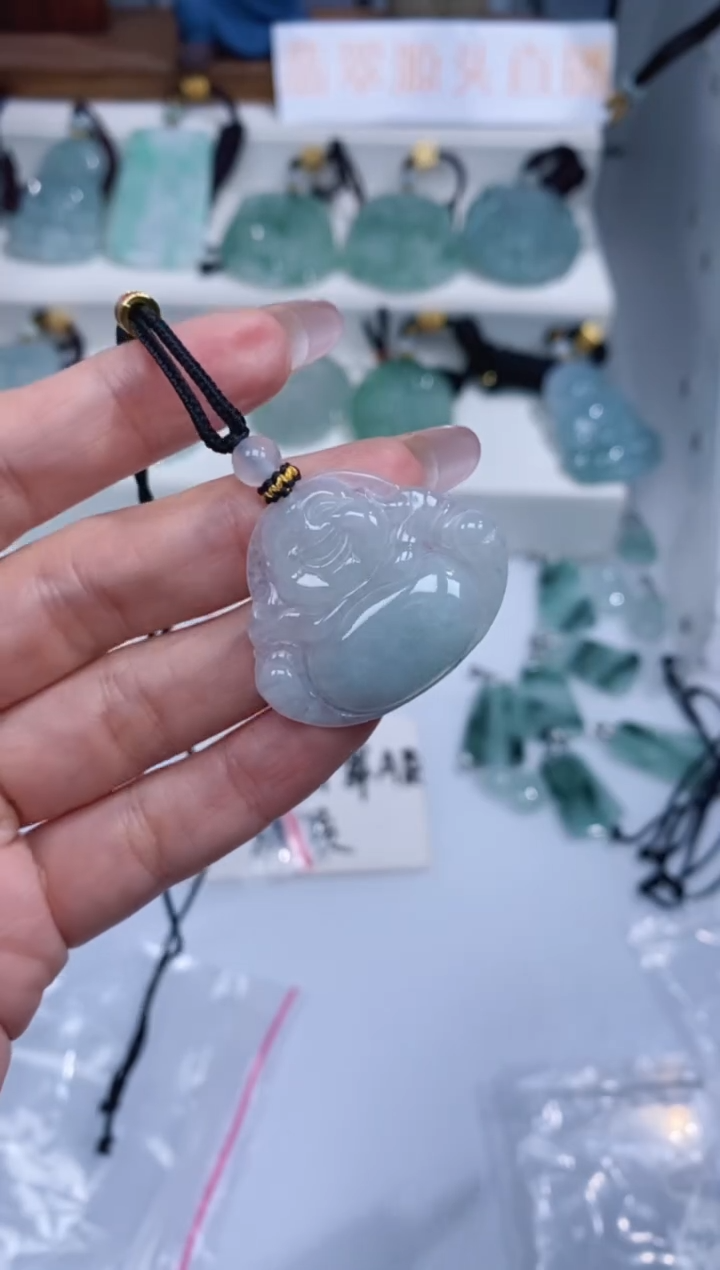 颈饰未镶嵌翡翠吊坠