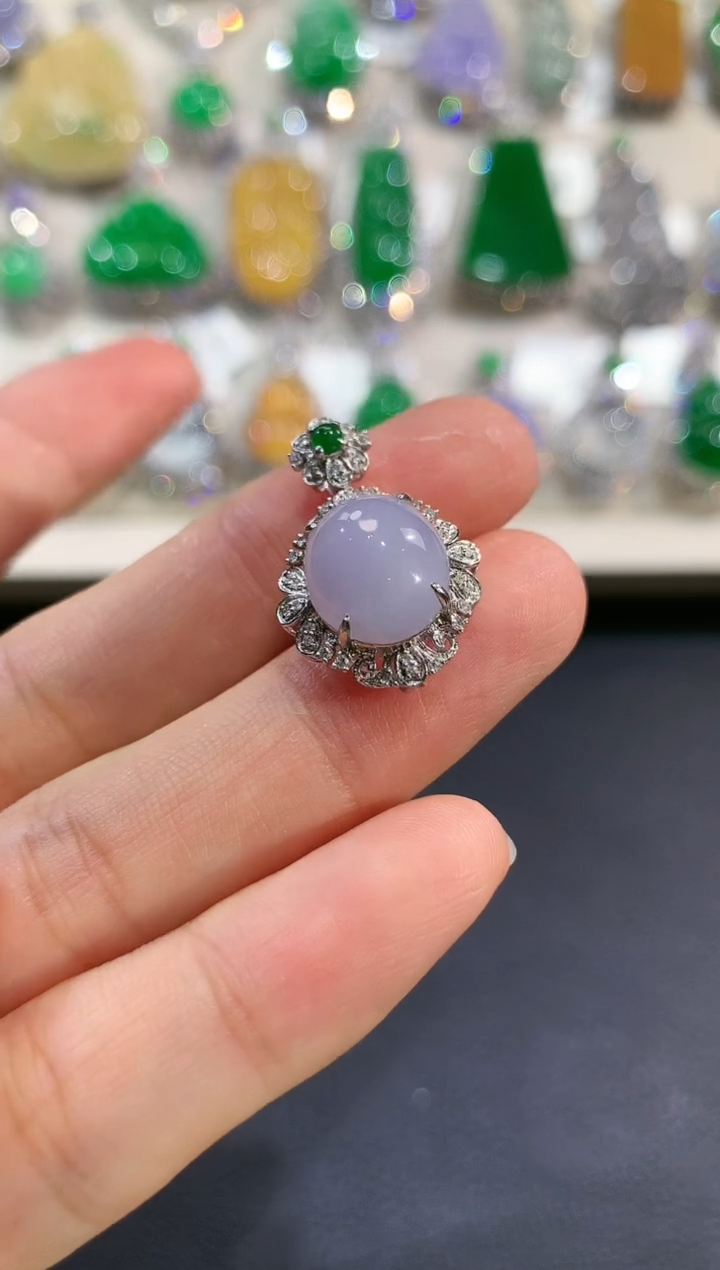 【闪购商品】翡翠吊坠(不含链)18K金镶嵌e24 多样性一件发货