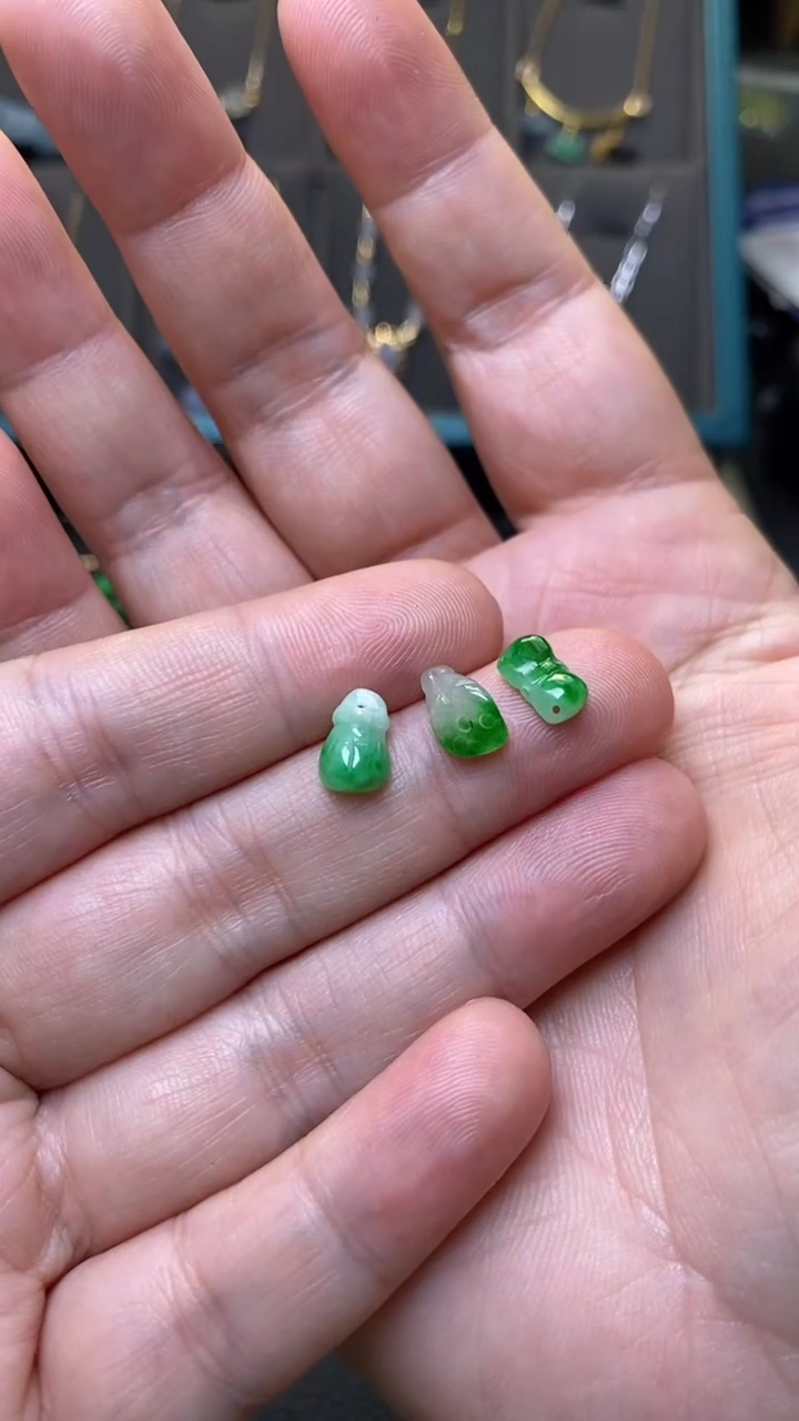 颈饰未镶嵌翡翠净货33916