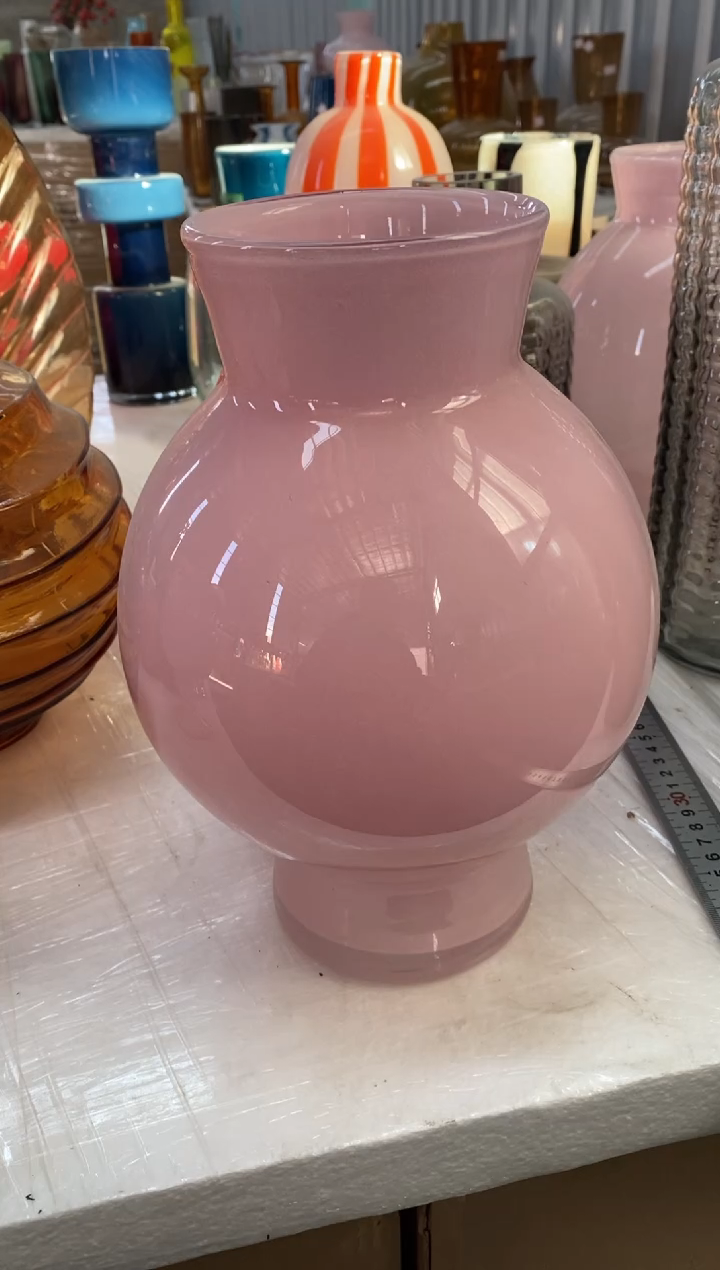 【闪购商品】玻璃114 M1