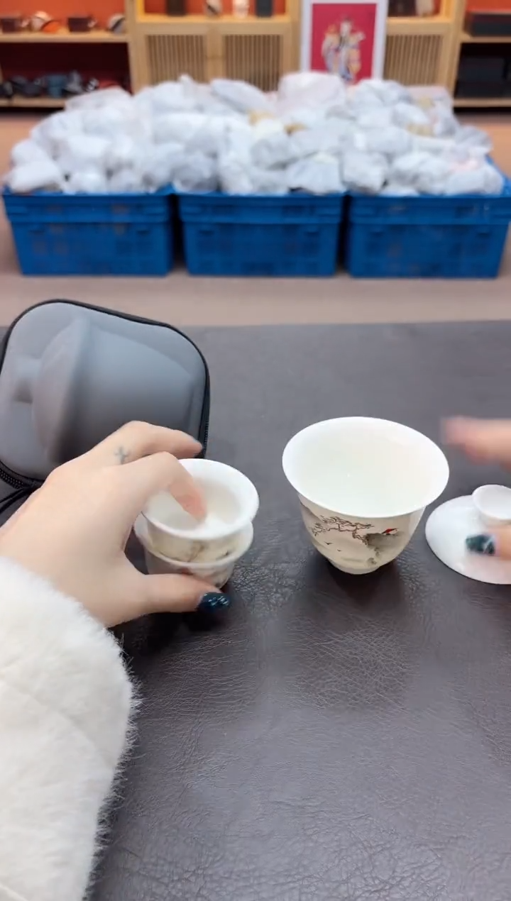 【闪购商品】摆件瓷SC1111111111111