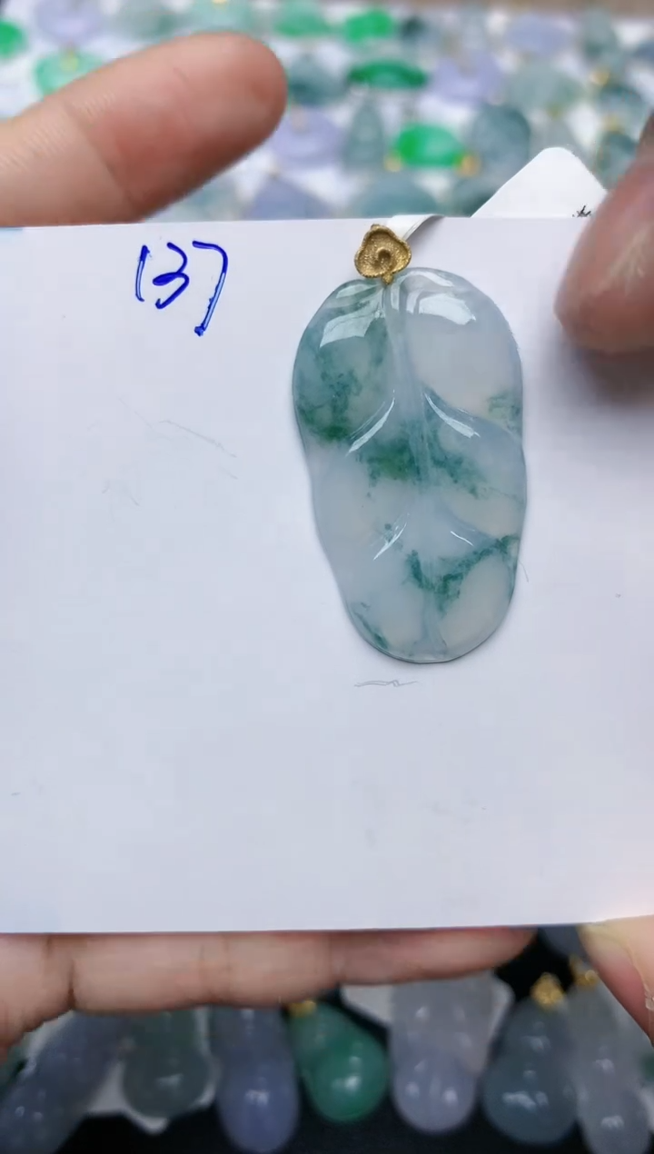 【闪购商品】翡翠颈饰18K金镶嵌天然翡翠A货    