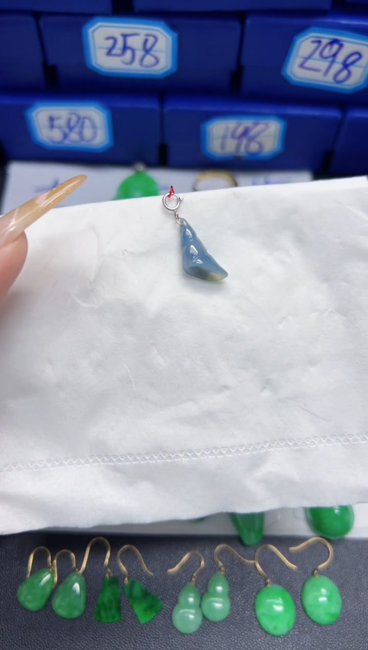 【闪购商品】翡翠颈饰18K金镶嵌Y缅料A货/支持复检/一件