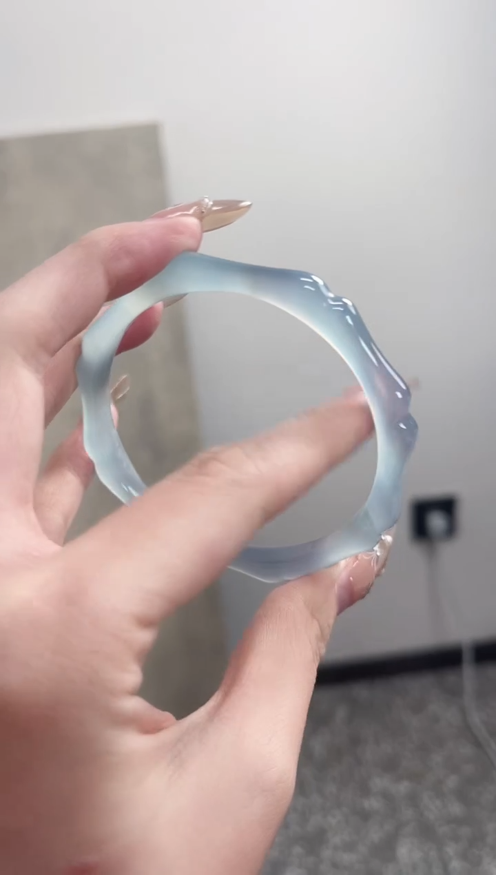 【闪购商品】玛瑙/玉髓手镯未镶嵌61-62圈