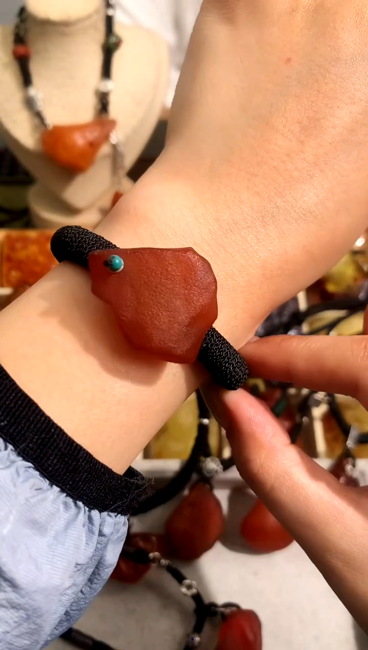 【闪购商品】蜜蜡裸石未镶嵌似玉