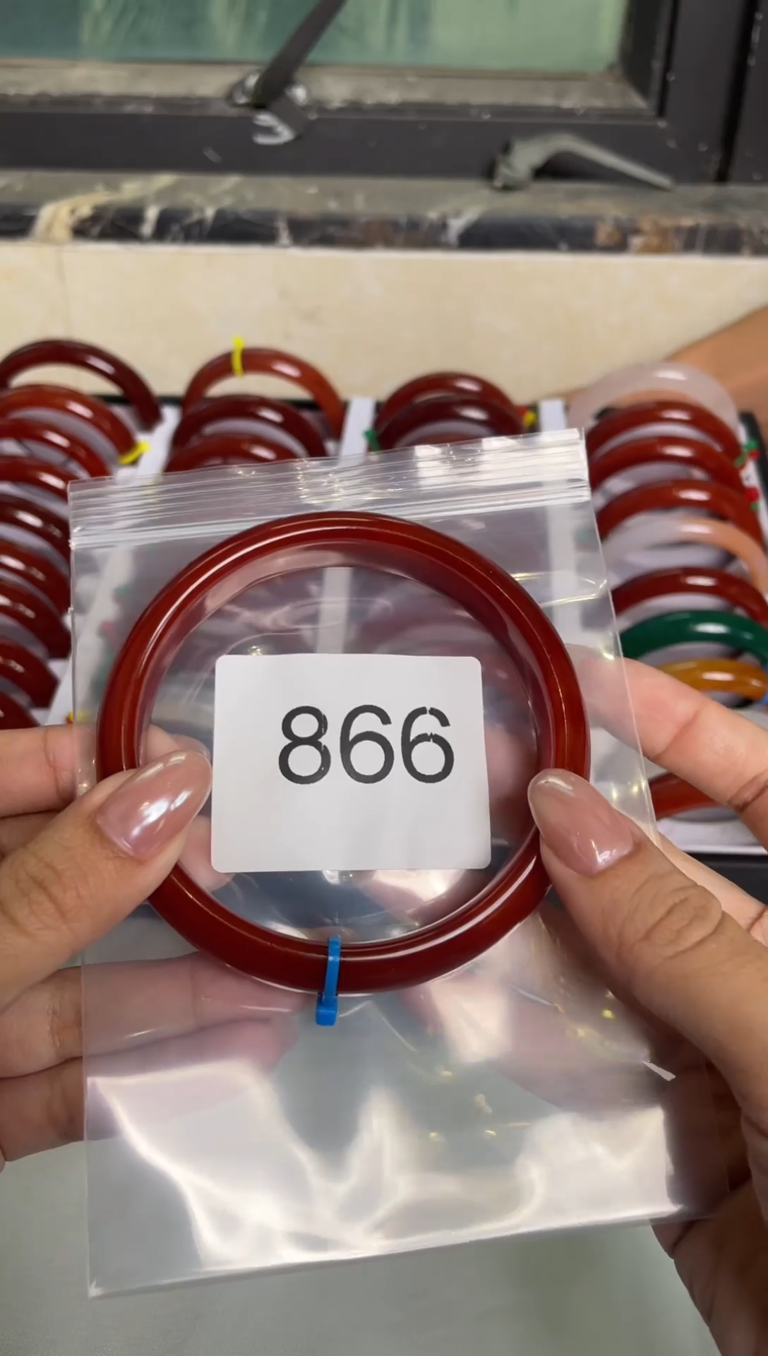 手镯玛瑙/玉髓未镶嵌68圈口*A866