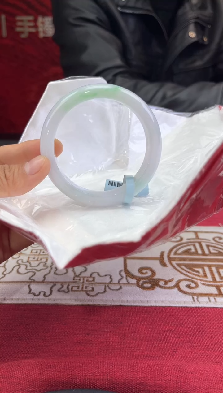 【闪购商品】翡翠手镯未镶嵌翡翠手镯