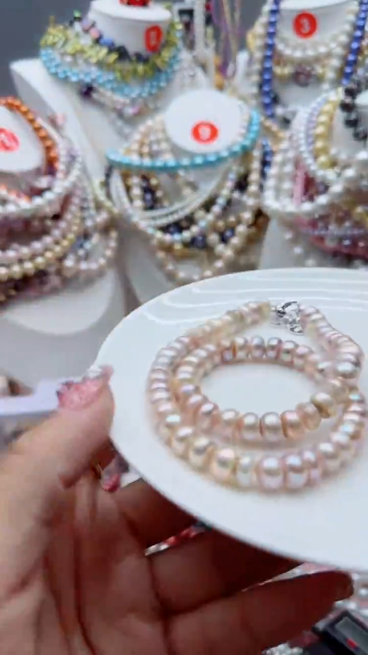 淡水珍珠未镶嵌颈饰1