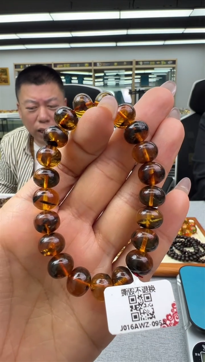 【闪购商品】琥珀手链未镶嵌35秒拍号