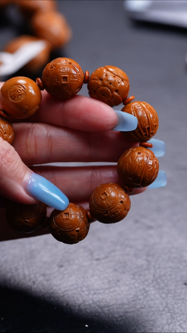 【闪购商品】橄榄核吊坠橄榄核