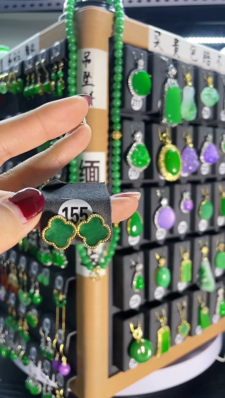 【闪购商品】翡翠耳饰银S925镶嵌155....