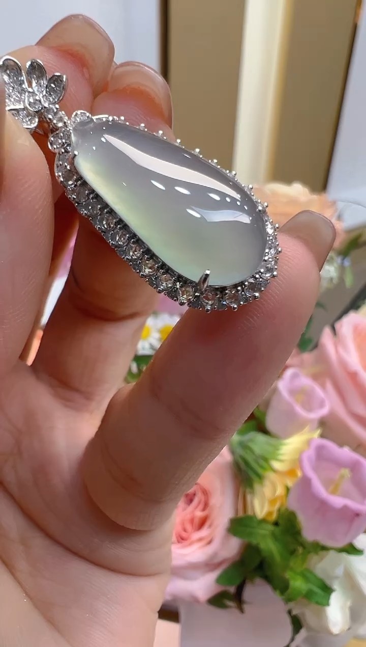 【闪购商品】翡翠吊坠(不含链)18K金镶嵌多样性团购发一件