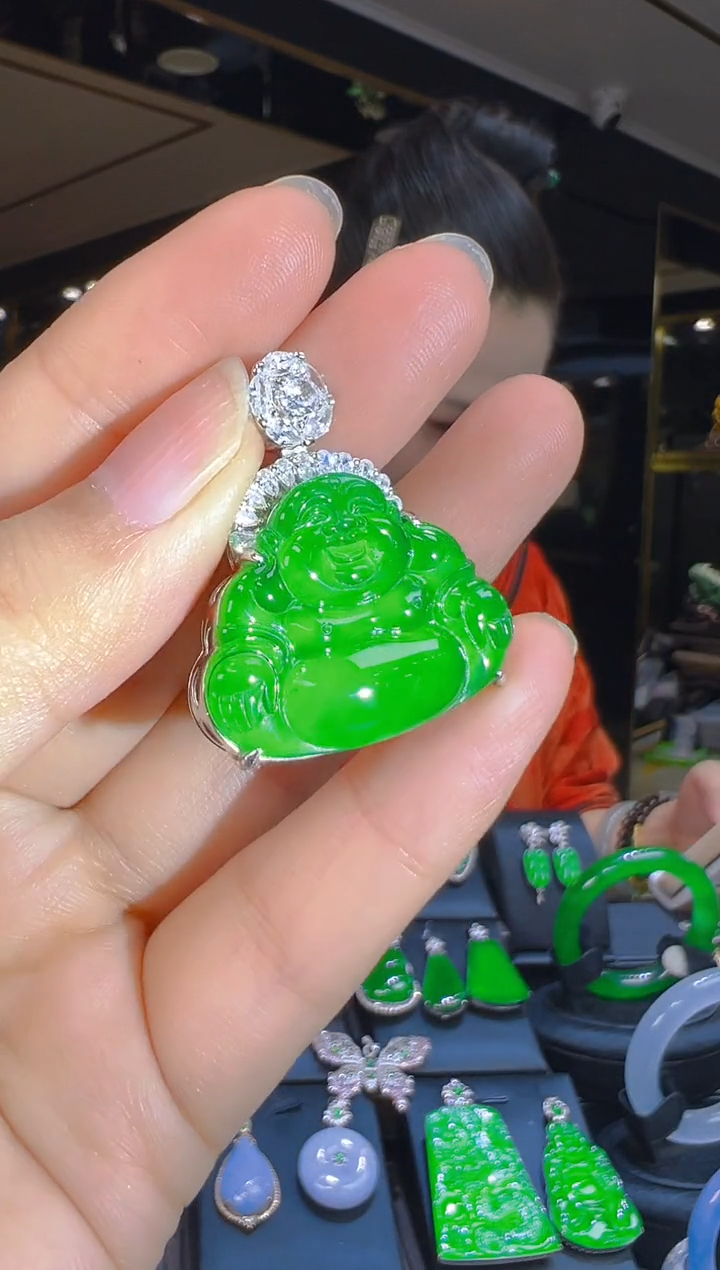 翡翠银S925镶嵌吊坠(赠链)006（多样性发其一）