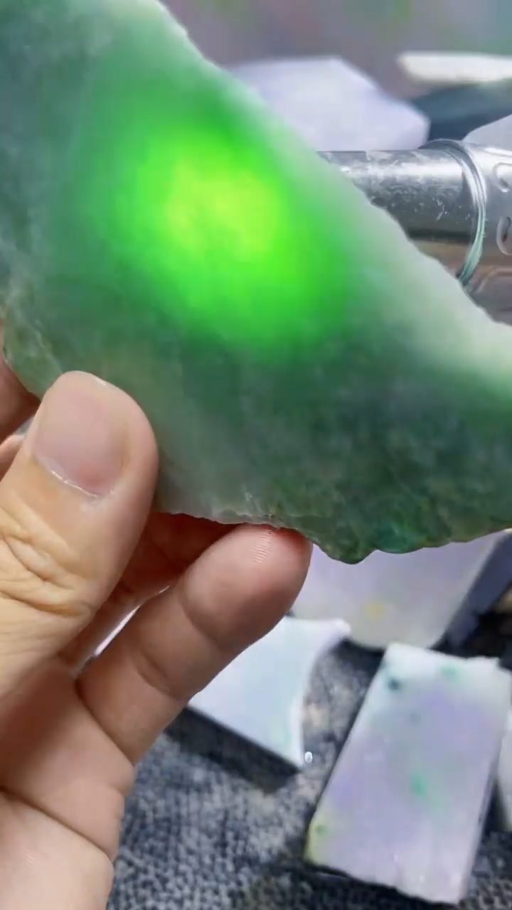 裸石翡翠天然A货翡翠板料