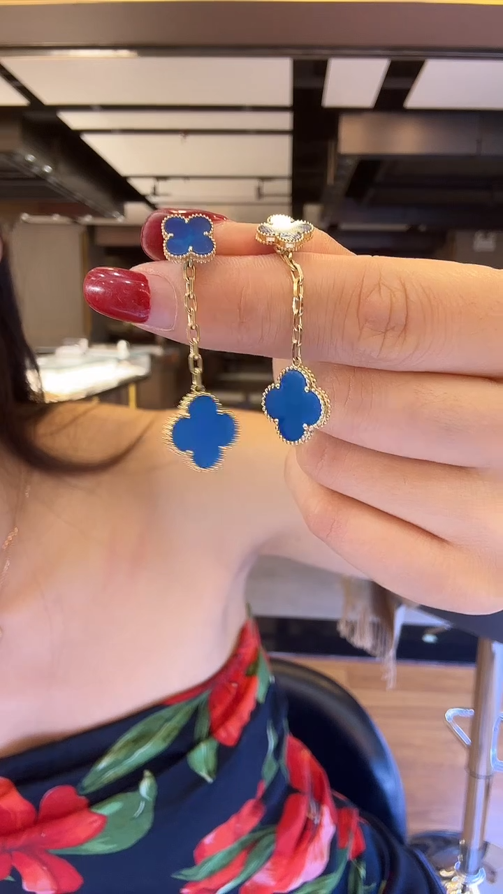 【闪购商品】玛瑙/玉髓耳钉18K金镶嵌耳钉