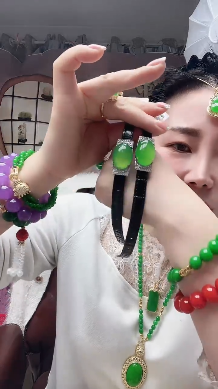 【闪购商品】翡翠手链银S925镶嵌手表手链