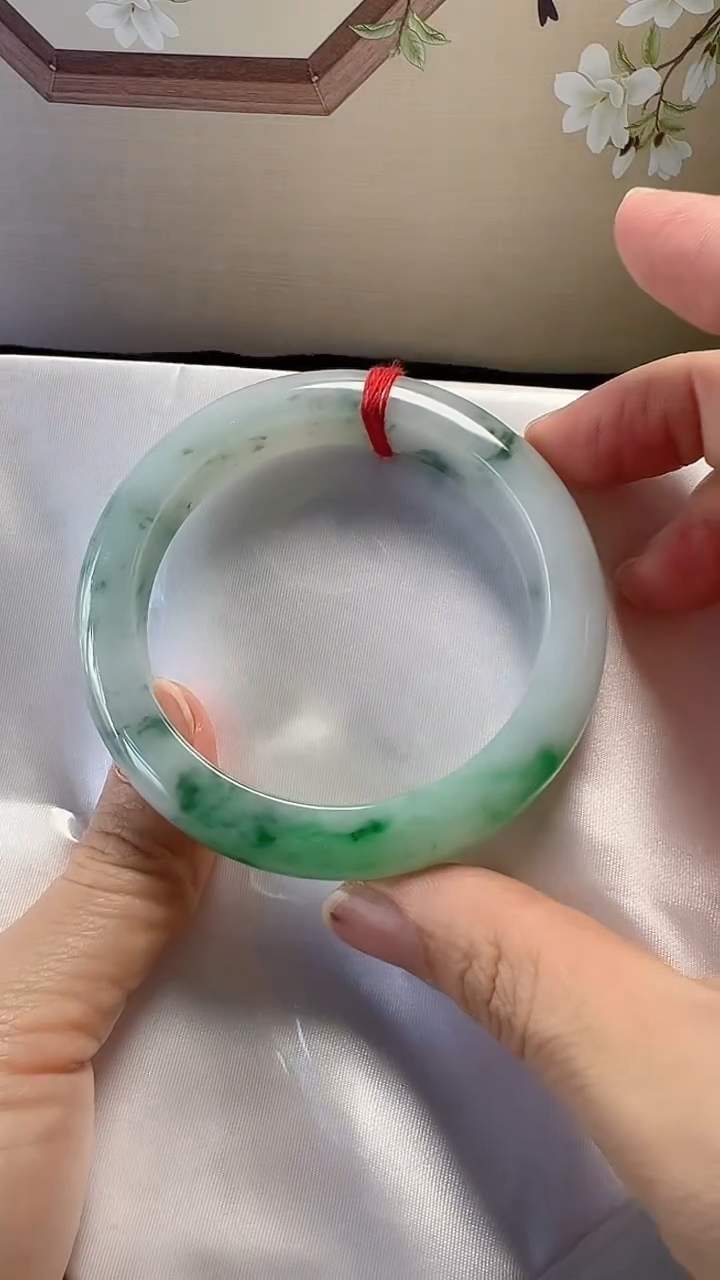 未镶嵌手镯翡翠翡翠手镯