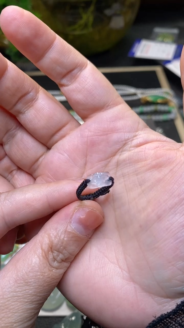 颈饰未镶嵌翡翠净货37416