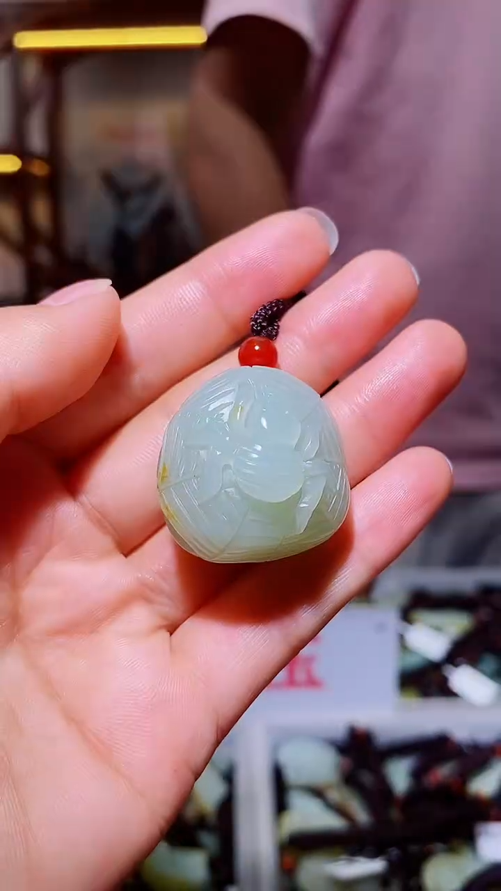 和田玉未镶嵌挂件1