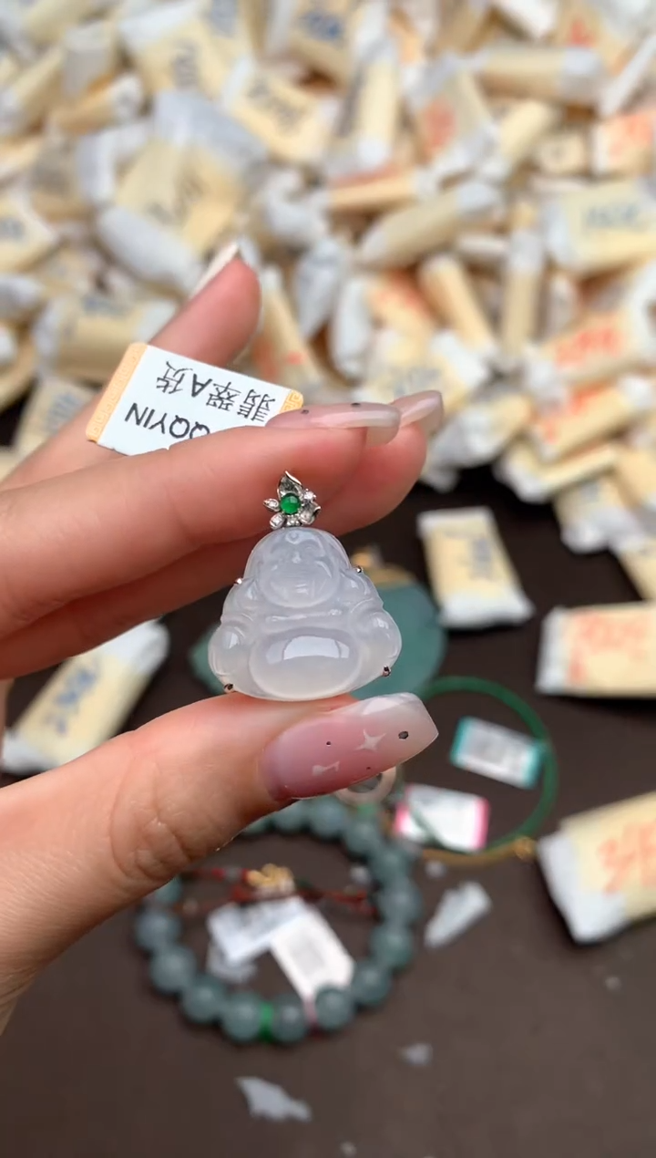 【闪购商品】翡翠挂件18K金镶嵌—