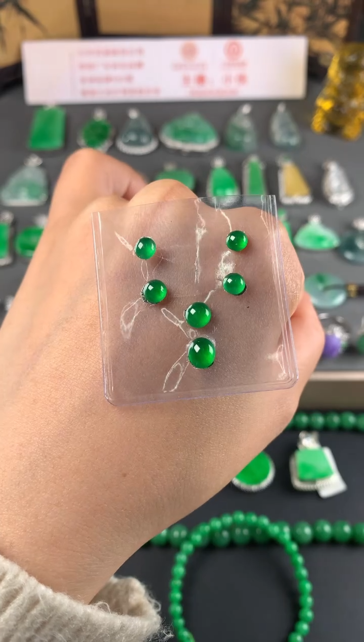 未镶嵌定制翡翠裸石（镶嵌定制）