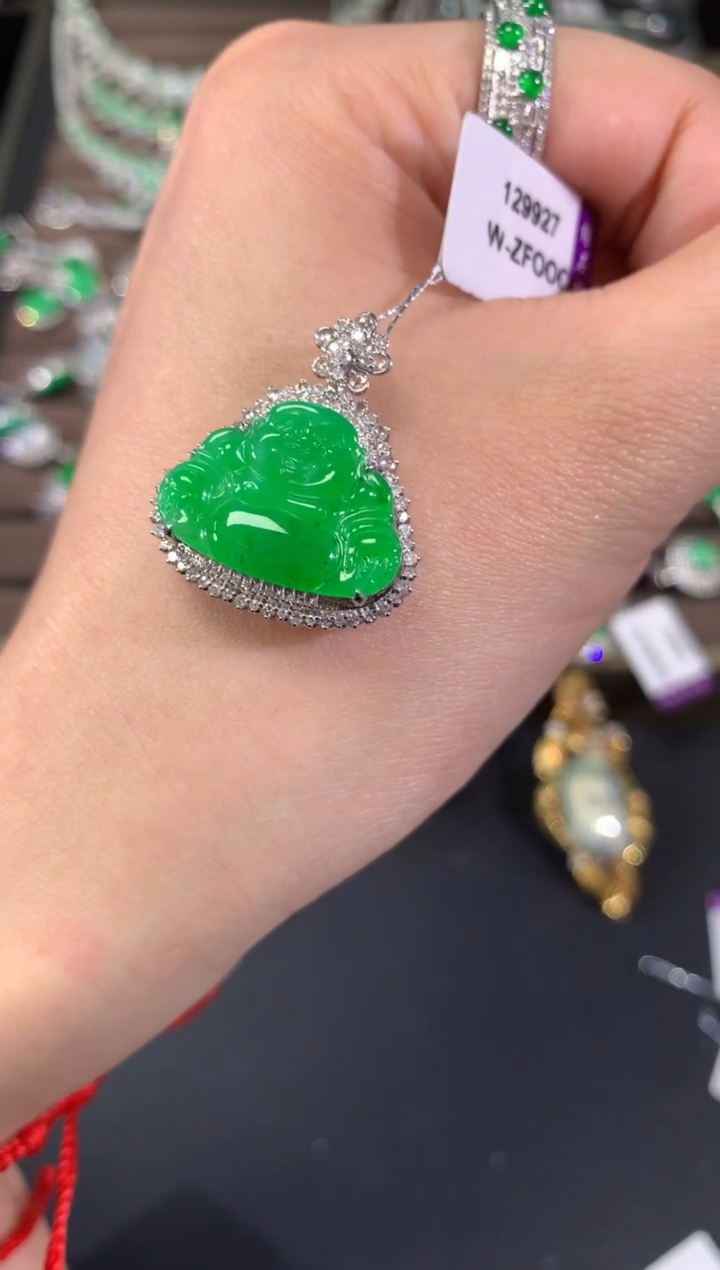 【闪购商品】翡翠吊坠(不含链)18K金镶嵌A647|19800