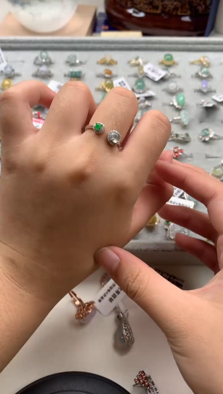 银S925镶嵌戒指翡翠1