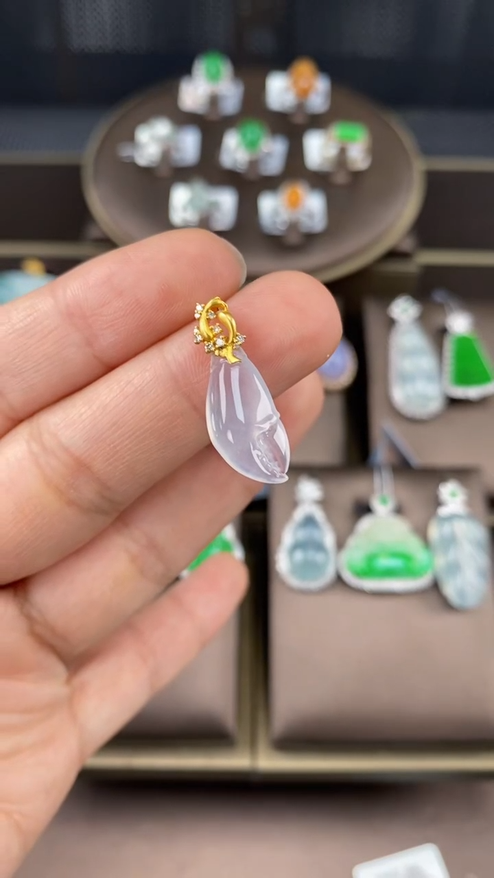 【闪购商品】翡翠吊坠(不含链)18K金镶嵌翡翠蟹钳