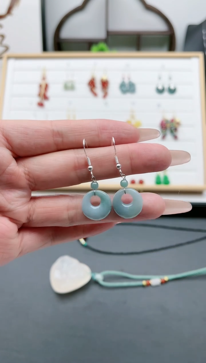 【闪购商品】翡翠耳饰银S925镶嵌10A公主扣