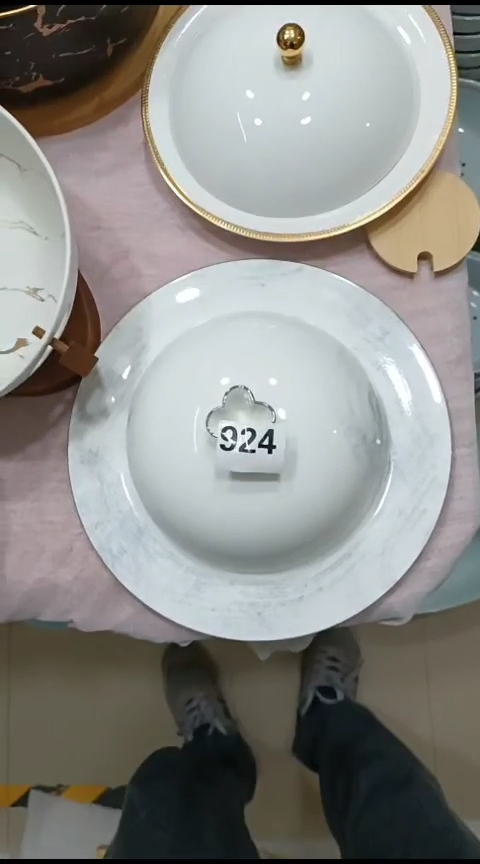 瓷默*924盖盘一个