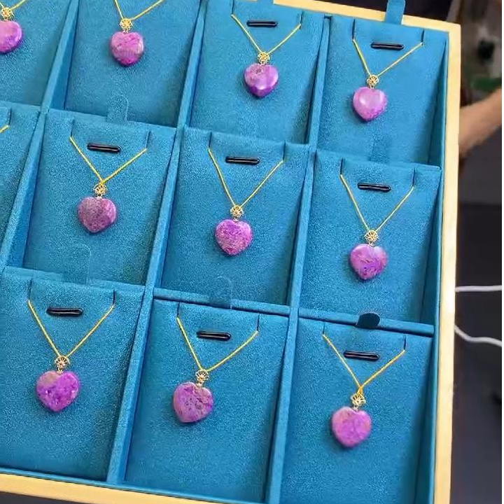 【逍遥】18K舒俱来泥地樱花紫爱心吊坠*KTLZ/A1892/多样性发/1件