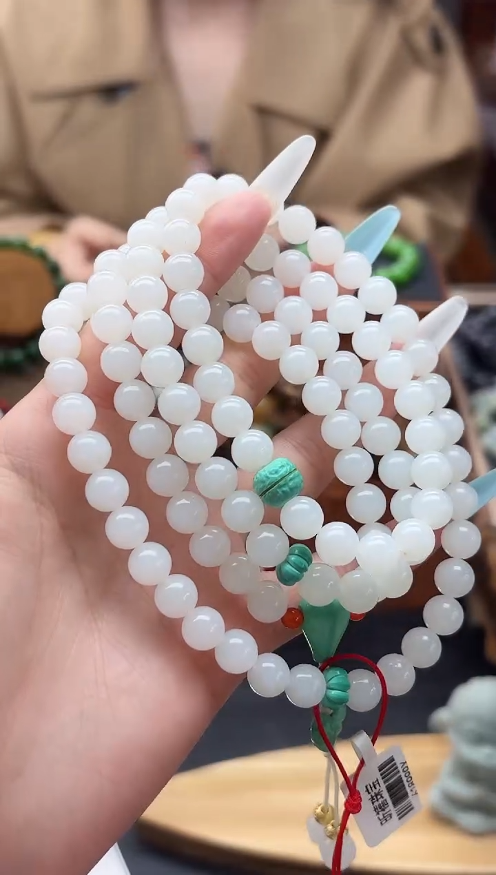 未镶嵌手串和田玉董小姐推荐 多样性发货 拍一发一ytyzb8