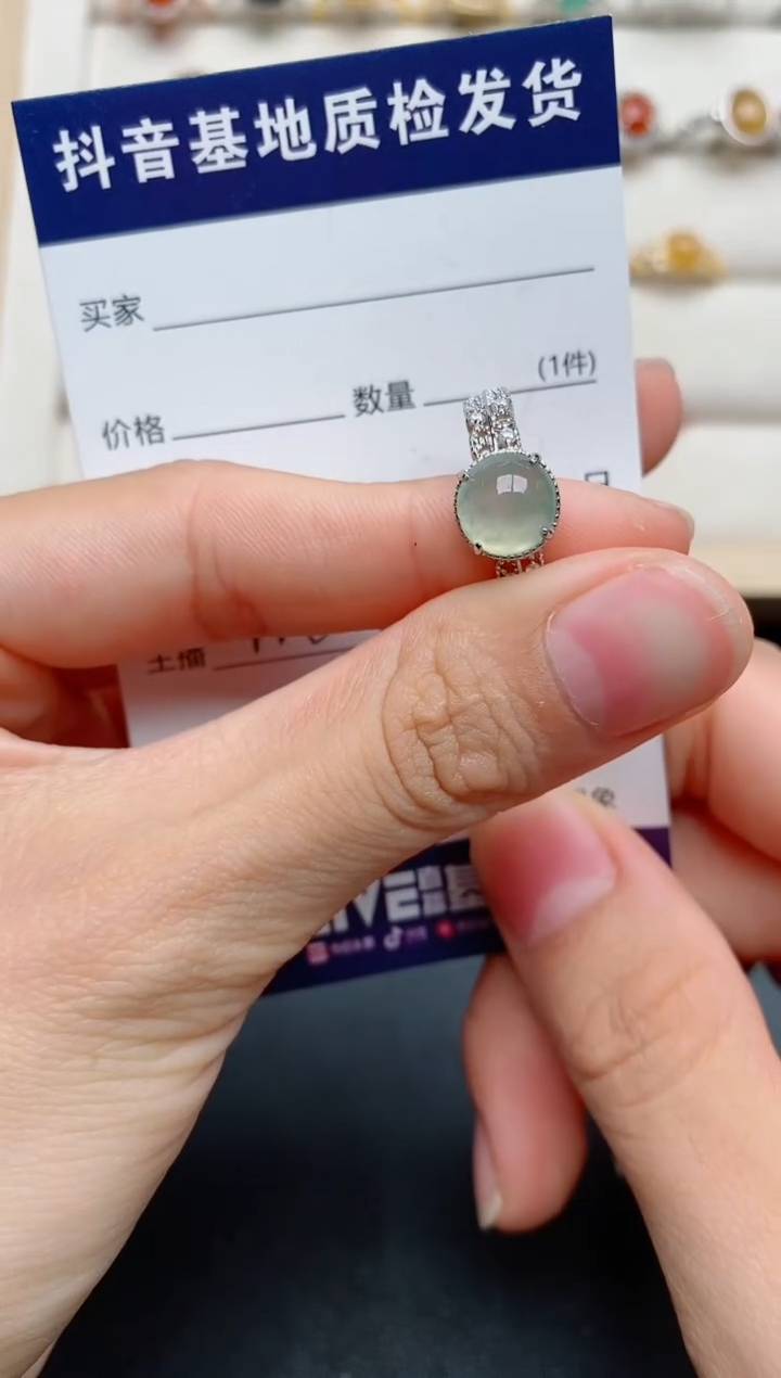 【闪购商品】翡翠戒指银S925镶嵌.........