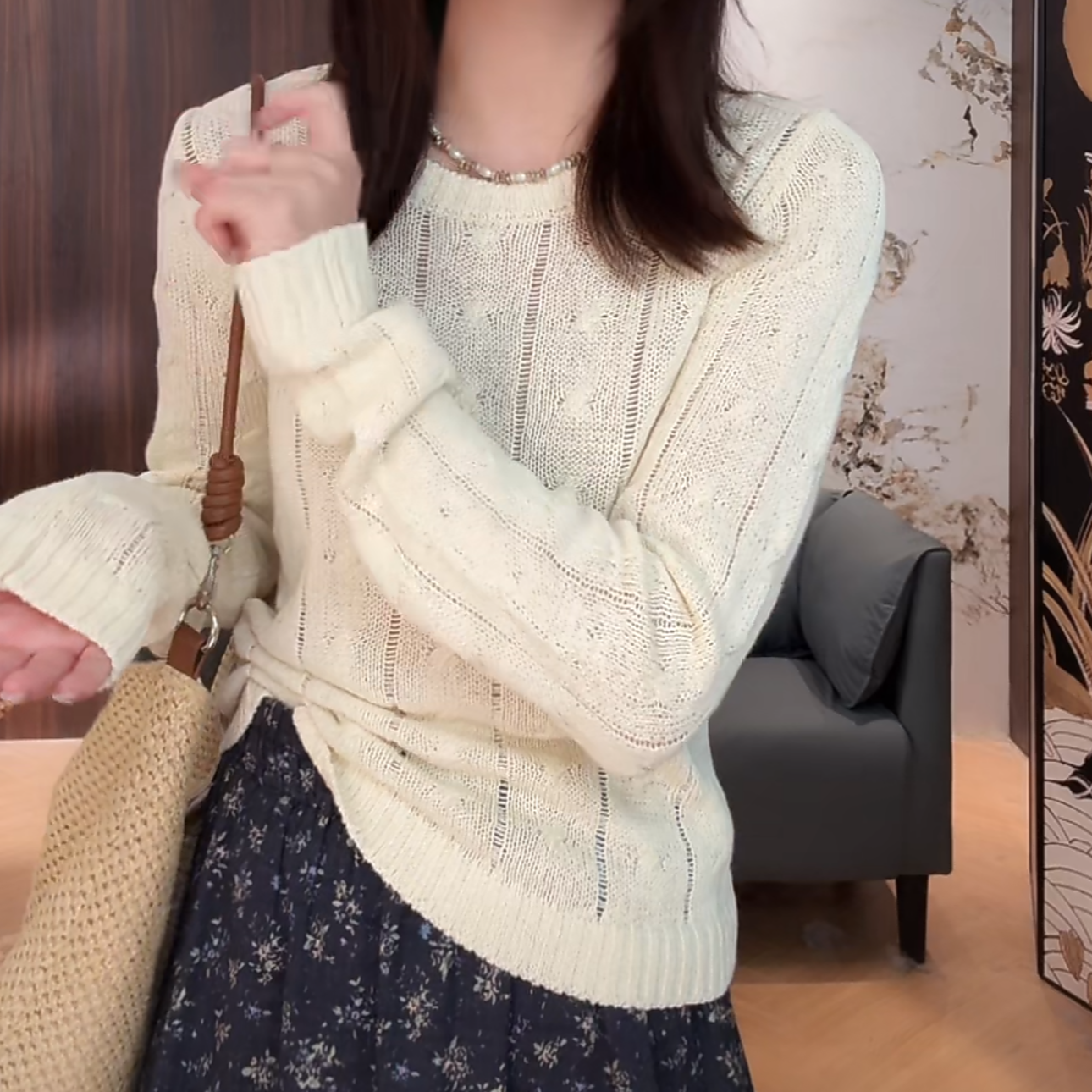 设计感长袖镂空针织衫女2025春夏新款显瘦宽松薄款圆领打底上衣