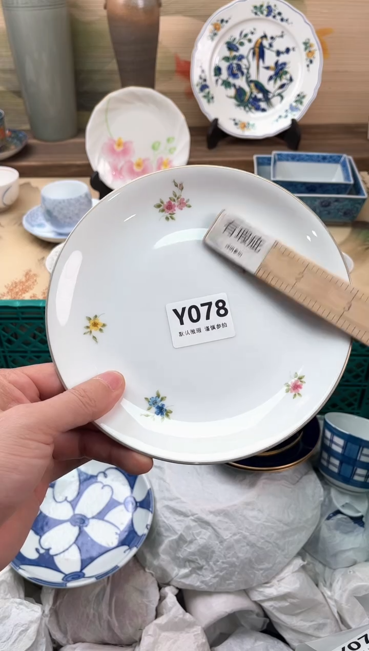 瓷片静**春078                         