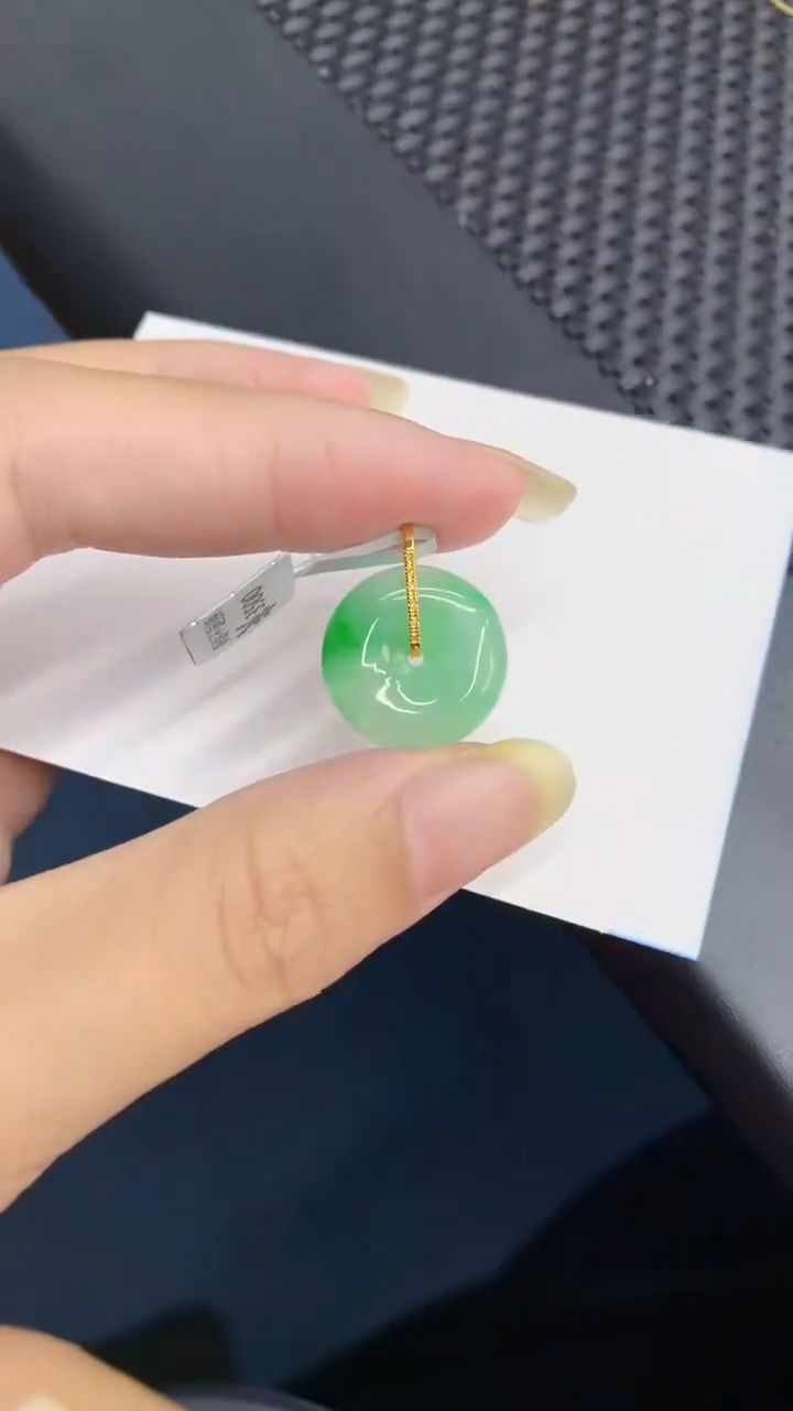 【闪购商品】翡翠颈饰18K金镶嵌            8