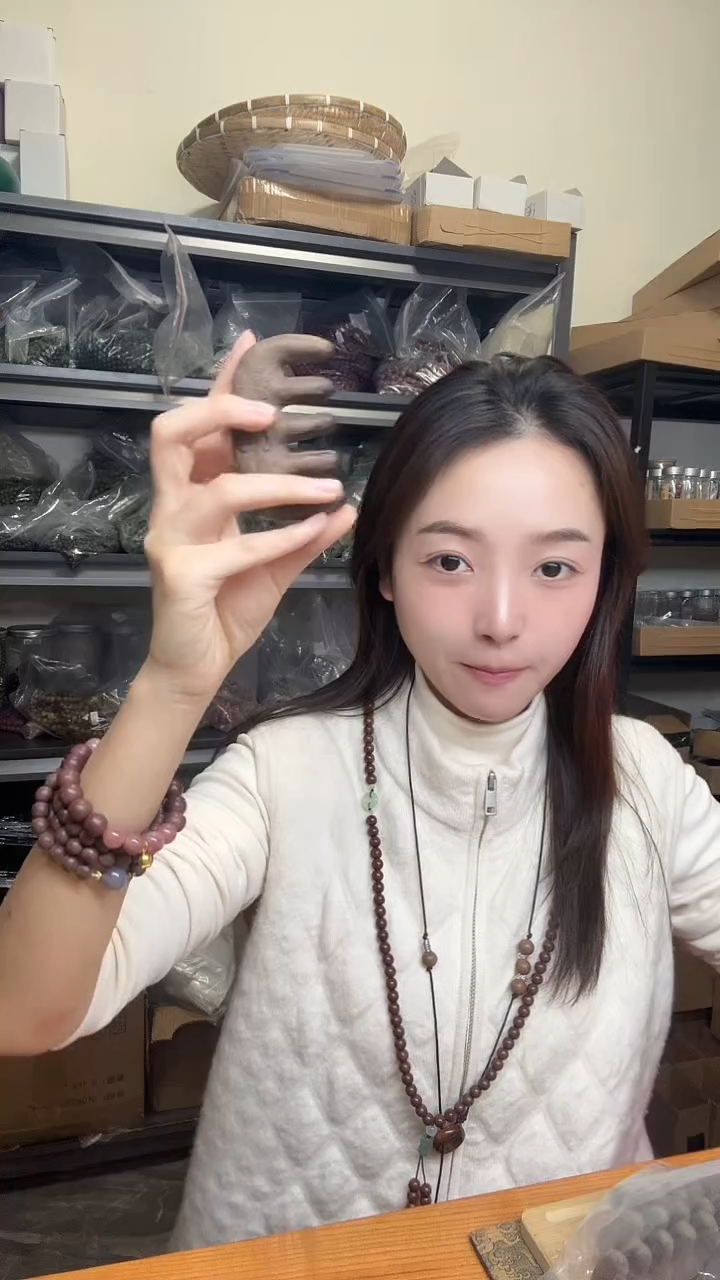 泥塑十六味本草合香梳