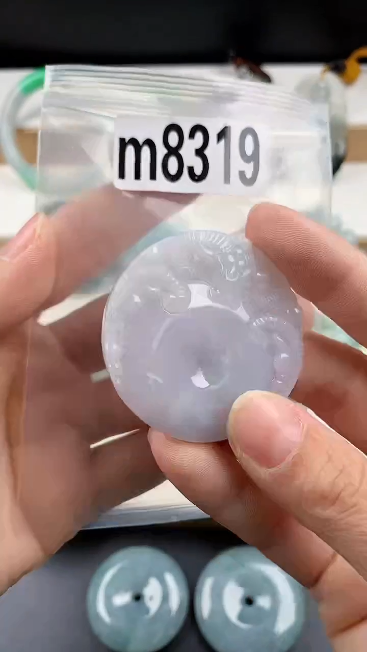 颈饰未镶嵌翡翠天然翡翠吊坠挂件