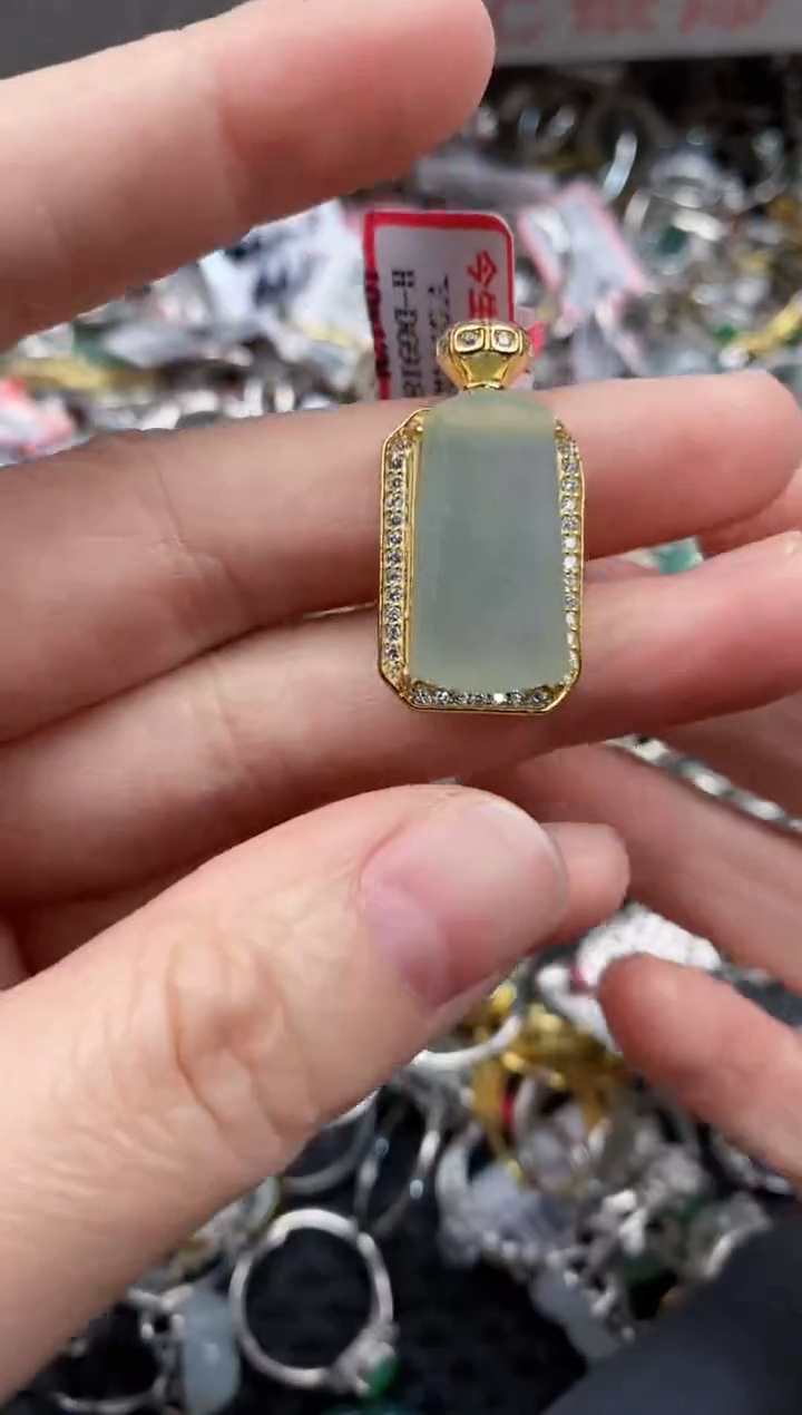 银S925镶嵌戒指翡翠999             6